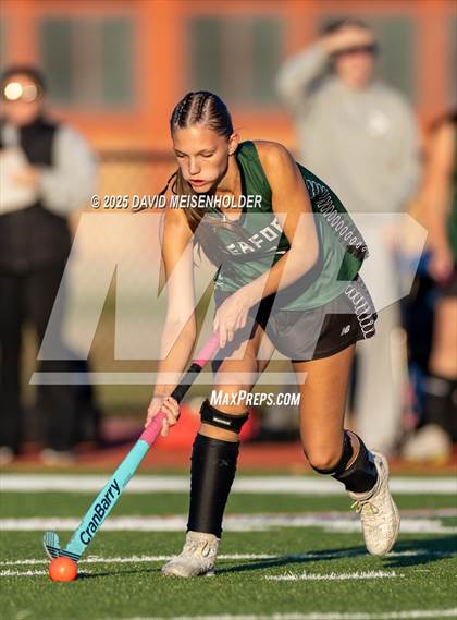 Thumbnail 1 in South Side @ Seaford (NYSPHSAA Section VIII Class B Quarterfinal) photogallery.