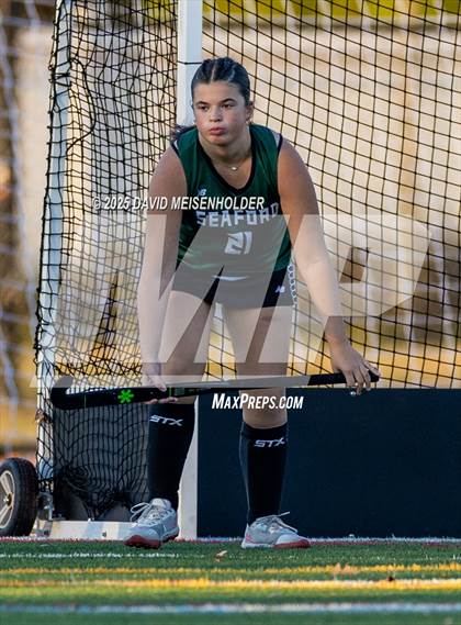 Thumbnail 1 in South Side @ Seaford (NYSPHSAA Section VIII Class B Quarterfinal) photogallery.