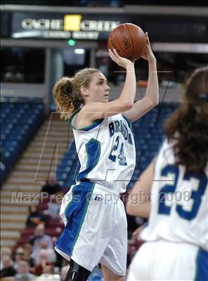Thumbnail 1 in Mission Prep vs. Branson (CIF State D5 Final) photogallery.