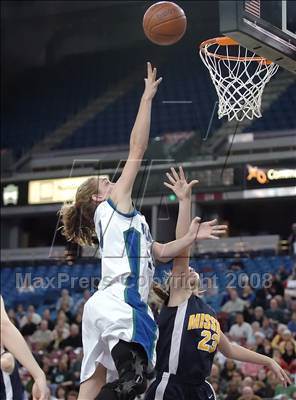 Thumbnail 3 in Mission Prep vs. Branson (CIF State D5 Final) photogallery.