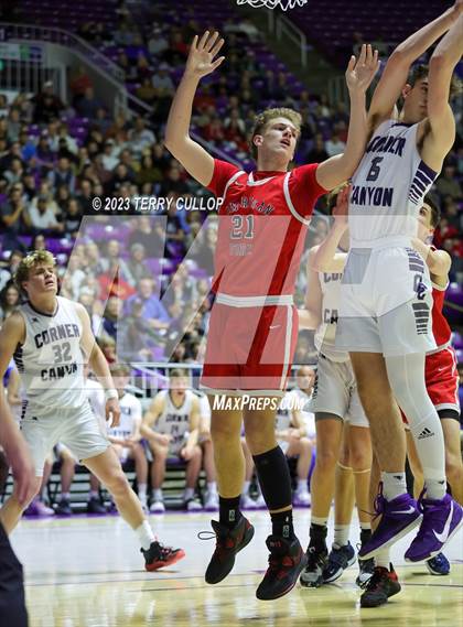 Thumbnail 1 in Corner Canyon vs. American Fork (UHSAA 6A Final) photogallery.
