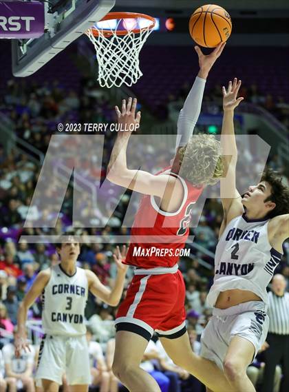 Thumbnail 2 in Corner Canyon vs. American Fork (UHSAA 6A Final) photogallery.