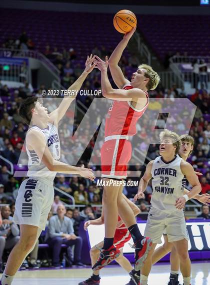 Thumbnail 1 in Corner Canyon vs. American Fork (UHSAA 6A Final) photogallery.