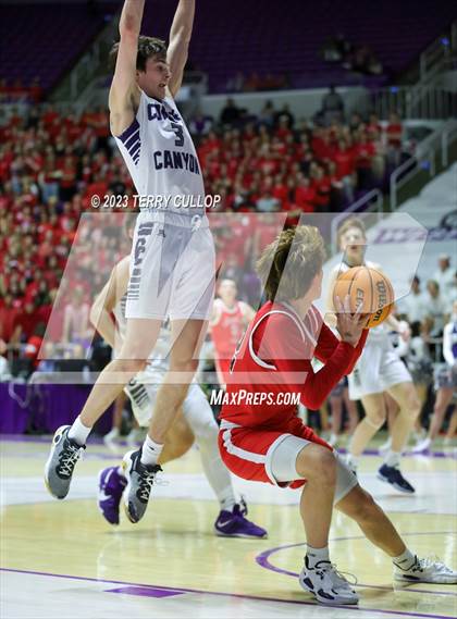 Thumbnail 1 in Corner Canyon vs. American Fork (UHSAA 6A Final) photogallery.