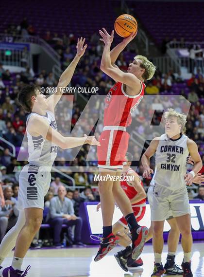 Thumbnail 3 in Corner Canyon vs. American Fork (UHSAA 6A Final) photogallery.