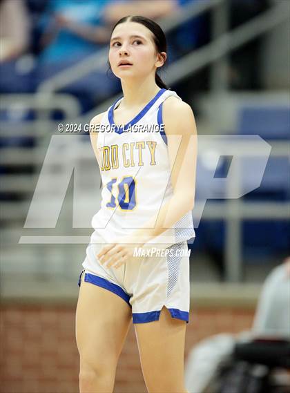 Thumbnail 3 in Dodd City vs Newcastle (UIL 1A Basketball Regional Finals) photogallery.