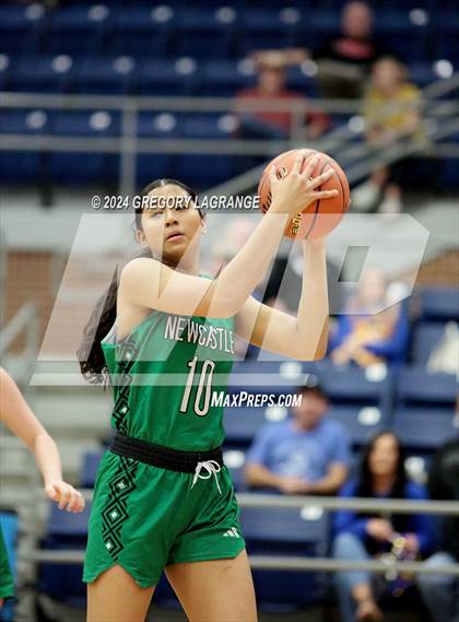 Thumbnail 1 in Dodd City vs Newcastle (UIL 1A Basketball Regional Finals) photogallery.