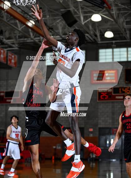 Thumbnail 3 in Orange Lutheran vs. Rolling Hills Prep (Mater Dei Extravaganza) photogallery.