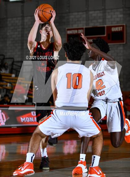 Thumbnail 3 in Orange Lutheran vs. Rolling Hills Prep (Mater Dei Extravaganza) photogallery.