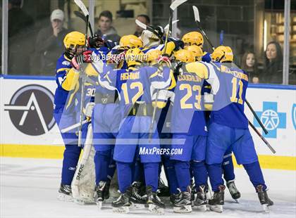 Thumbnail 3 in West Seneca East vs. West Seneca West photogallery.