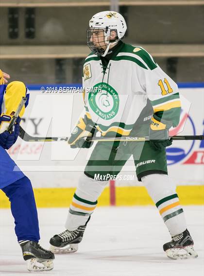 Thumbnail 3 in West Seneca East vs. West Seneca West photogallery.