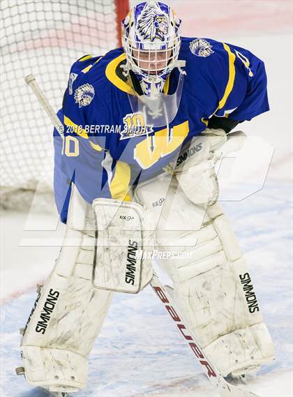 Thumbnail 3 in West Seneca East vs. West Seneca West photogallery.