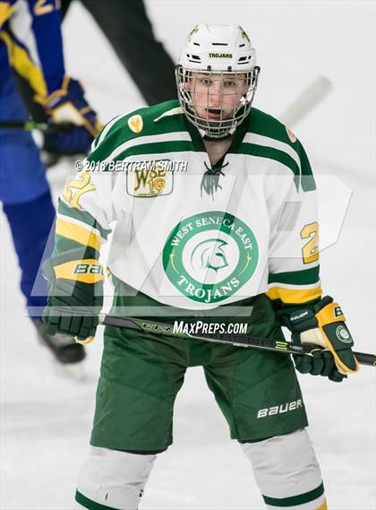 Thumbnail 1 in West Seneca East vs. West Seneca West photogallery.
