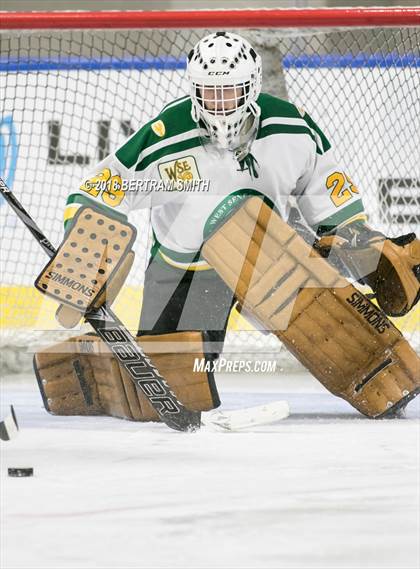 Thumbnail 3 in West Seneca East vs. West Seneca West photogallery.
