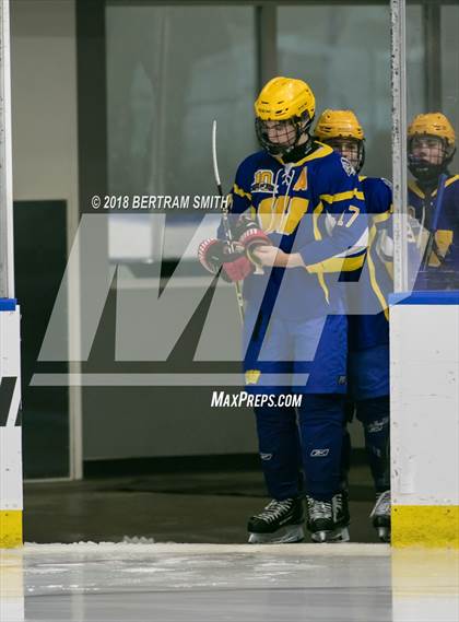 Thumbnail 3 in West Seneca East vs. West Seneca West photogallery.