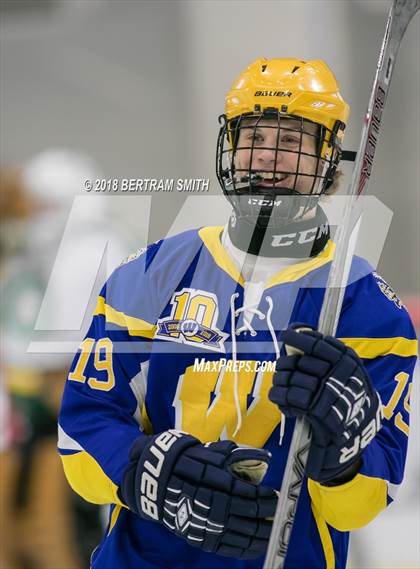 Thumbnail 2 in West Seneca East vs. West Seneca West photogallery.