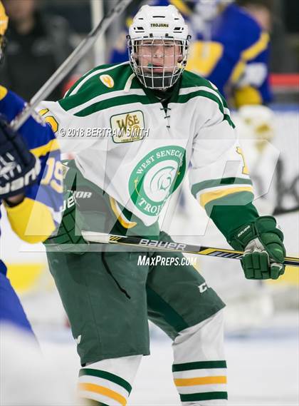 Thumbnail 2 in West Seneca East vs. West Seneca West photogallery.