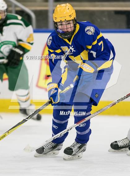 Thumbnail 2 in West Seneca East vs. West Seneca West photogallery.