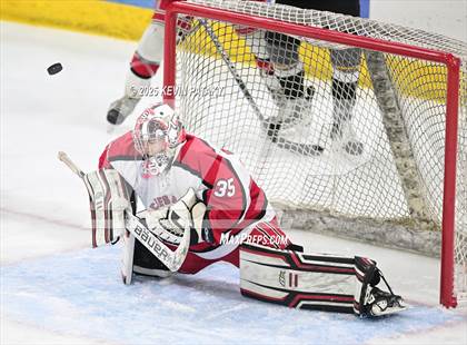 Thumbnail 2 in Amity Regional vs. Cheshire (CIAC DII Semifinal) photogallery.