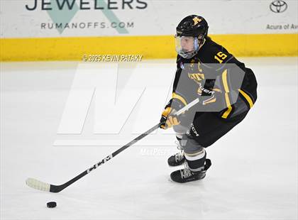 Thumbnail 2 in Amity Regional vs. Cheshire (CIAC DII Semifinal) photogallery.