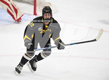 Thumbnail 3 in Amity Regional vs. Cheshire (CIAC DII Semifinal) photogallery.