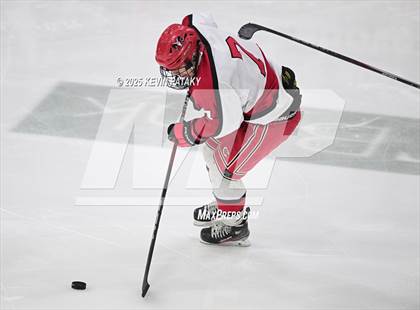 Thumbnail 3 in Amity Regional vs. Cheshire (CIAC DII Semifinal) photogallery.