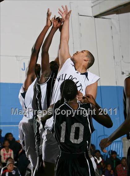 Thumbnail 1 in Acorn Social Justice vs John Bowne (Queens Jam Christmas Classic) photogallery.