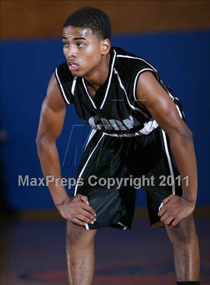 Thumbnail 1 in Acorn Social Justice vs John Bowne (Queens Jam Christmas Classic) photogallery.