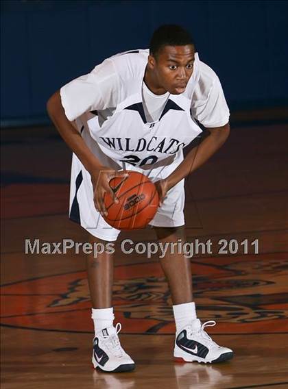 Thumbnail 1 in Acorn Social Justice vs John Bowne (Queens Jam Christmas Classic) photogallery.