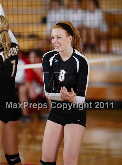 Thumbnail 2 in Lakewood @ Regis Jesuit photogallery.
