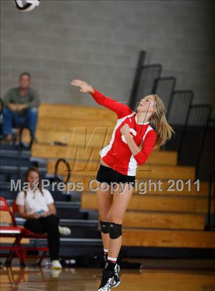 Thumbnail 3 in Lakewood @ Regis Jesuit photogallery.