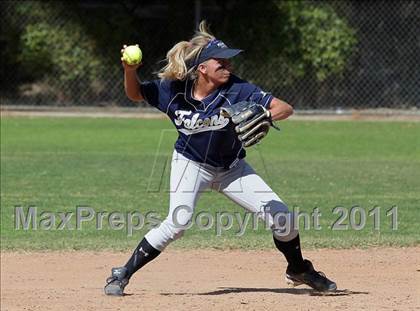 Thumbnail 2 in Crescenta Valley @ Burbank photogallery.