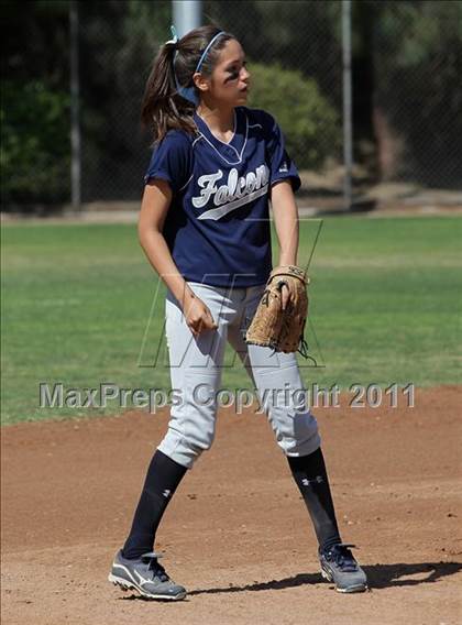 Thumbnail 2 in Crescenta Valley @ Burbank photogallery.