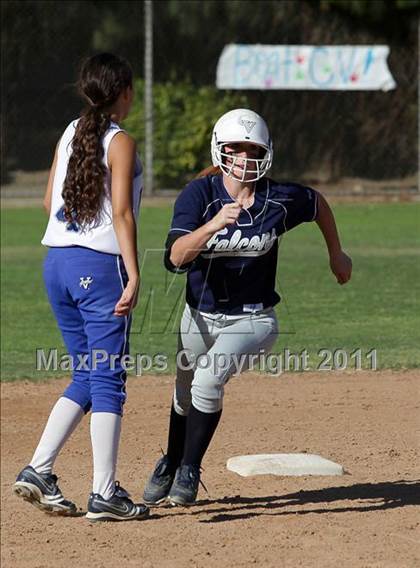 Thumbnail 1 in Crescenta Valley @ Burbank photogallery.