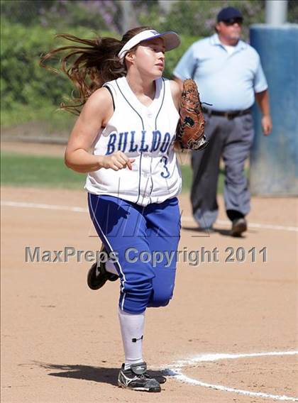 Thumbnail 1 in Crescenta Valley @ Burbank photogallery.