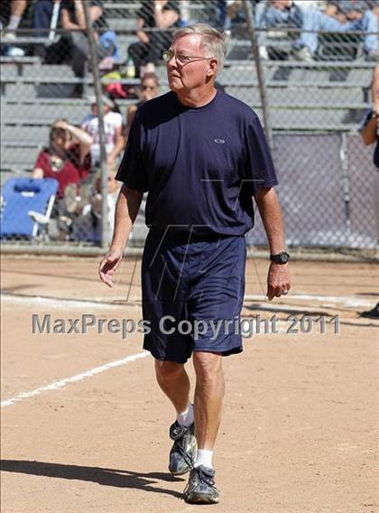 Thumbnail 2 in Crescenta Valley @ Burbank photogallery.