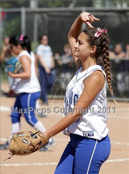 Thumbnail 1 in Crescenta Valley @ Burbank photogallery.
