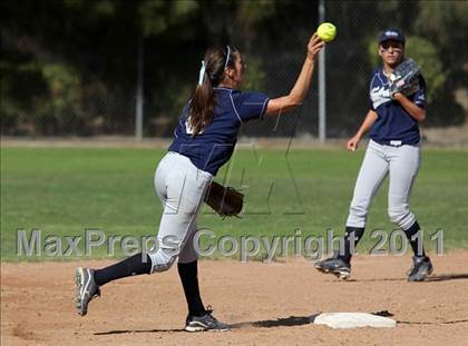Thumbnail 1 in Crescenta Valley @ Burbank photogallery.
