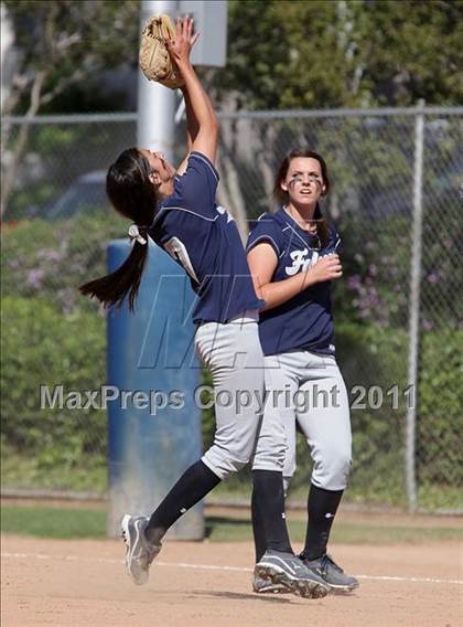 Thumbnail 2 in Crescenta Valley @ Burbank photogallery.