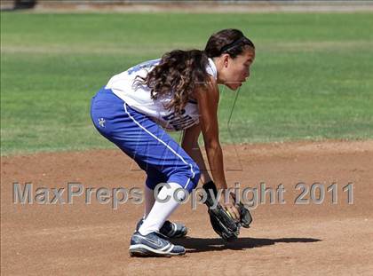 Thumbnail 2 in Crescenta Valley @ Burbank photogallery.
