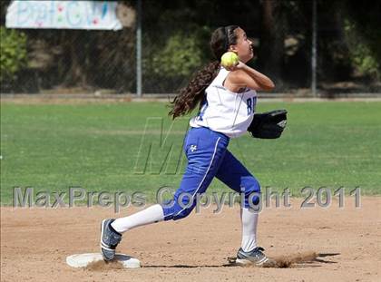 Thumbnail 1 in Crescenta Valley @ Burbank photogallery.