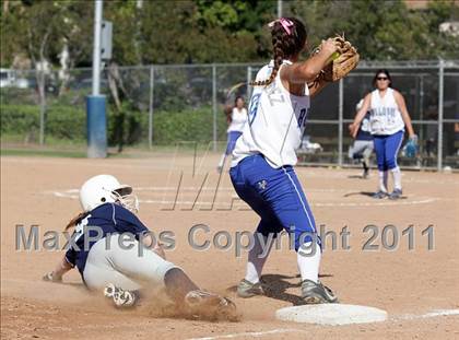 Thumbnail 2 in Crescenta Valley @ Burbank photogallery.