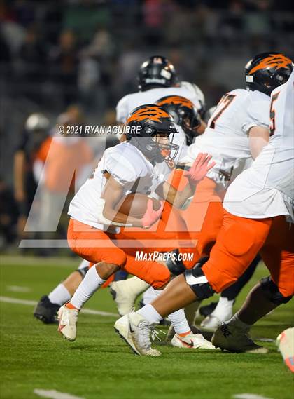 Thumbnail 3 in Apple Valley @ Roosevelt (CIF SS D3 Semifinal) photogallery.