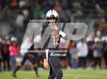 Thumbnail 3 in Apple Valley @ Roosevelt (CIF SS D3 Semifinal) photogallery.
