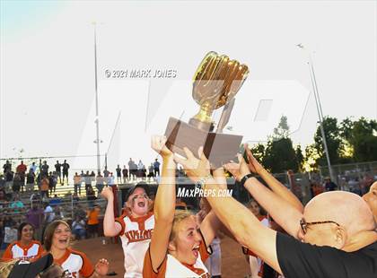 Thumbnail 2 in Williams vs San Manuel (AIA 1A Final - Awards) photogallery.