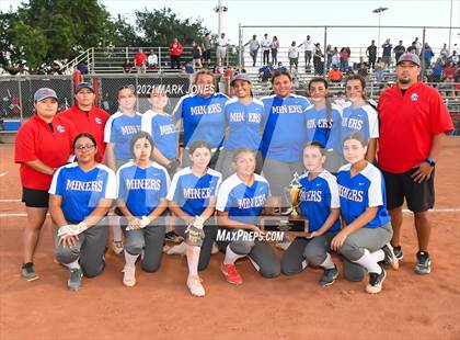 Thumbnail 2 in Williams vs San Manuel (AIA 1A Final - Awards) photogallery.