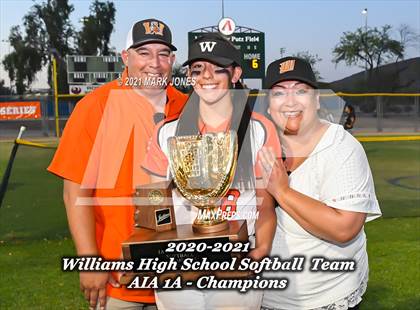 Thumbnail 2 in Williams vs San Manuel (AIA 1A Final - Awards) photogallery.