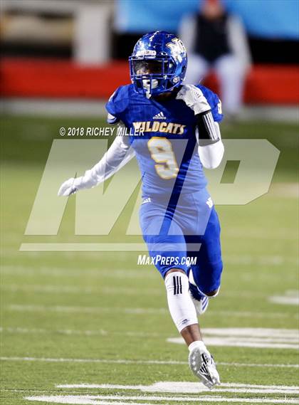 Thumbnail 3 in Bryant vs. North Little Rock (AAA 7A Final) photogallery.