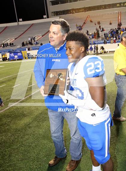 Thumbnail 3 in Bryant vs. North Little Rock (AAA 7A Final) photogallery.