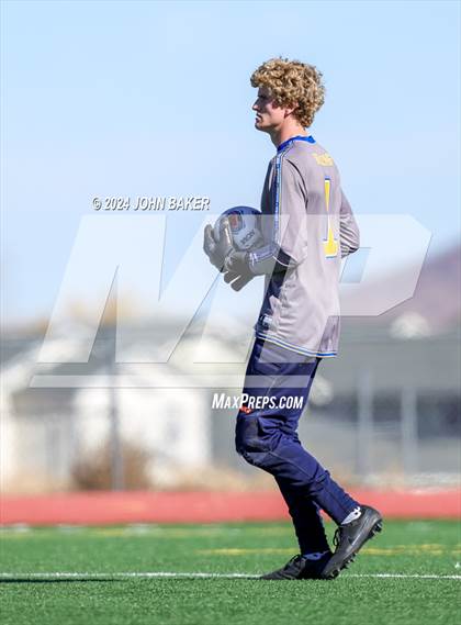 Thumbnail 2 in South Tahoe vs. Sports Leadership & Management (NIAA 3A State Finals) photogallery.
